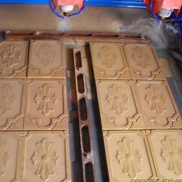 15551cbb4aaed31_副本