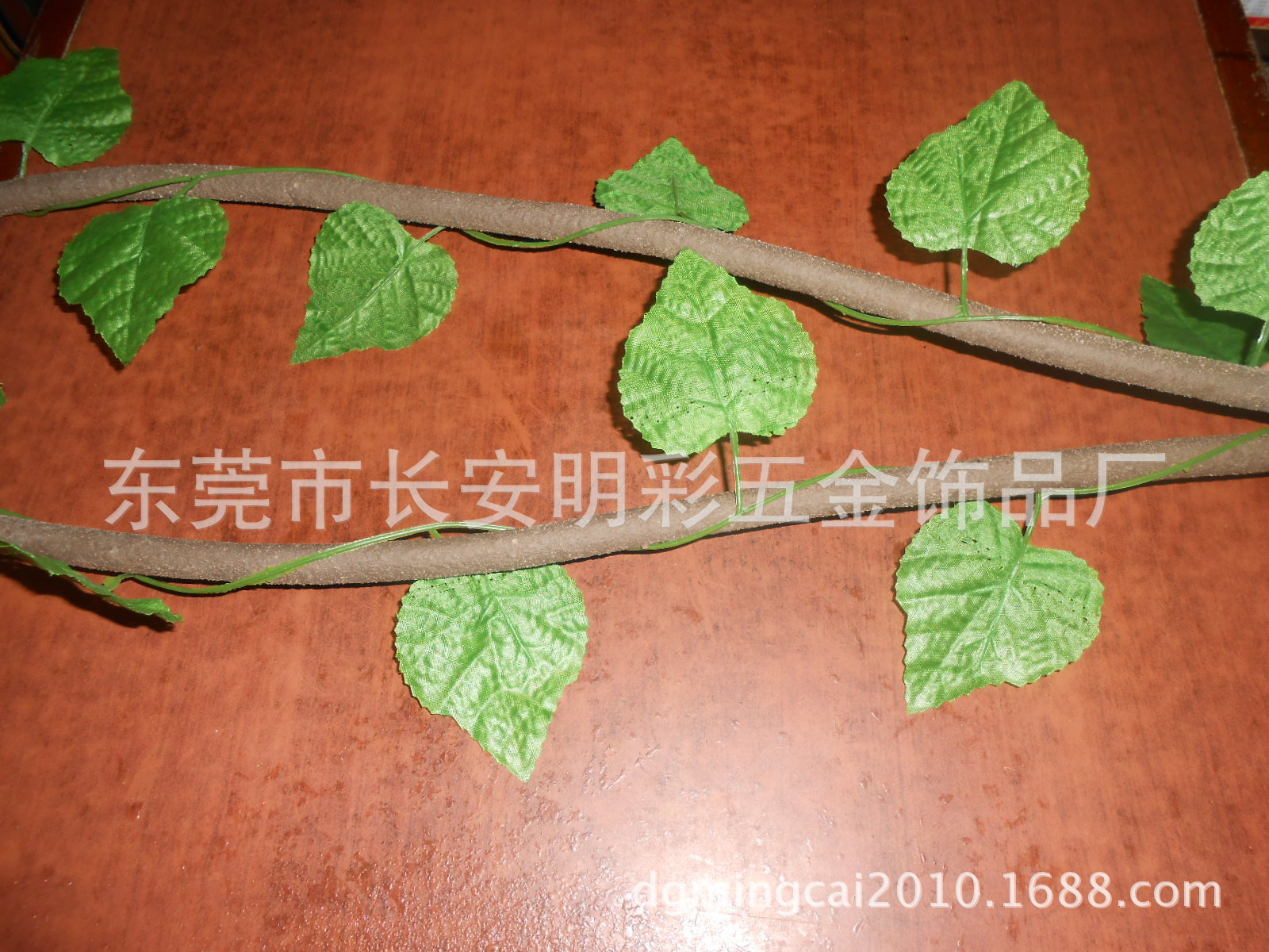 实力供应景观工程项目用仿真树藤空心穿线管环保阻燃仿真树藤管-阿里巴巴