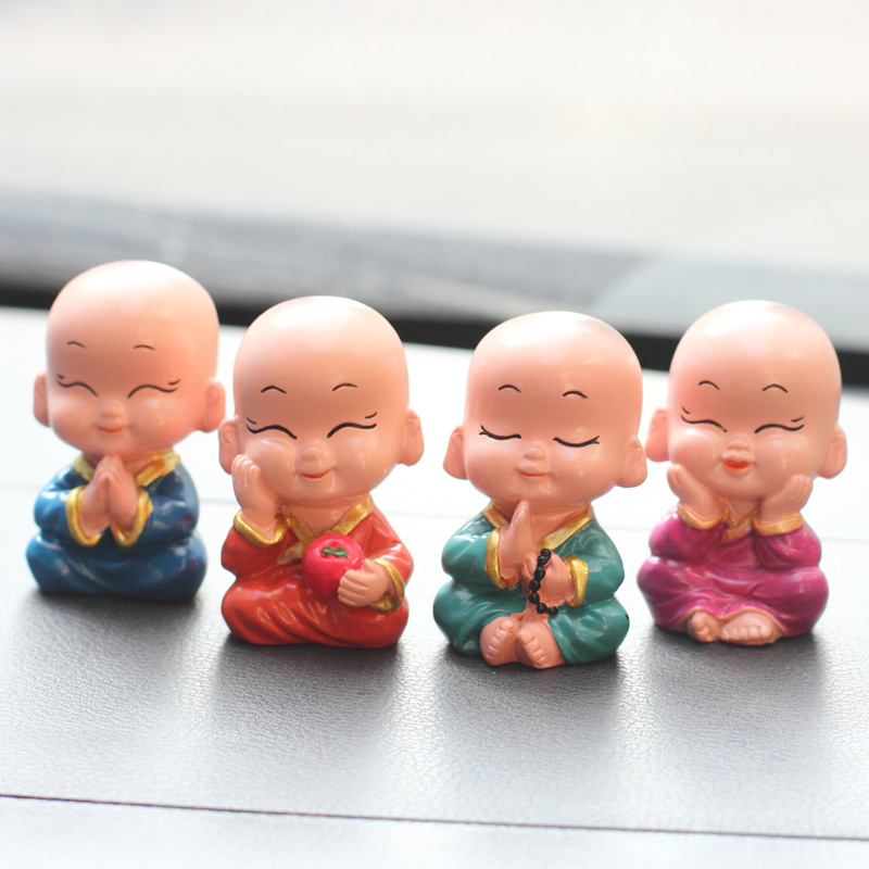 汽车摆件可爱创意公仔车内小沙弥车载饰品 祈福打坐和尚一件代发