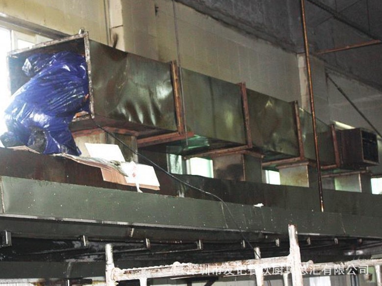 酒楼厨房顽固油烟清洗 饭堂厨房油烟清洁 食堂厨房清洗高效