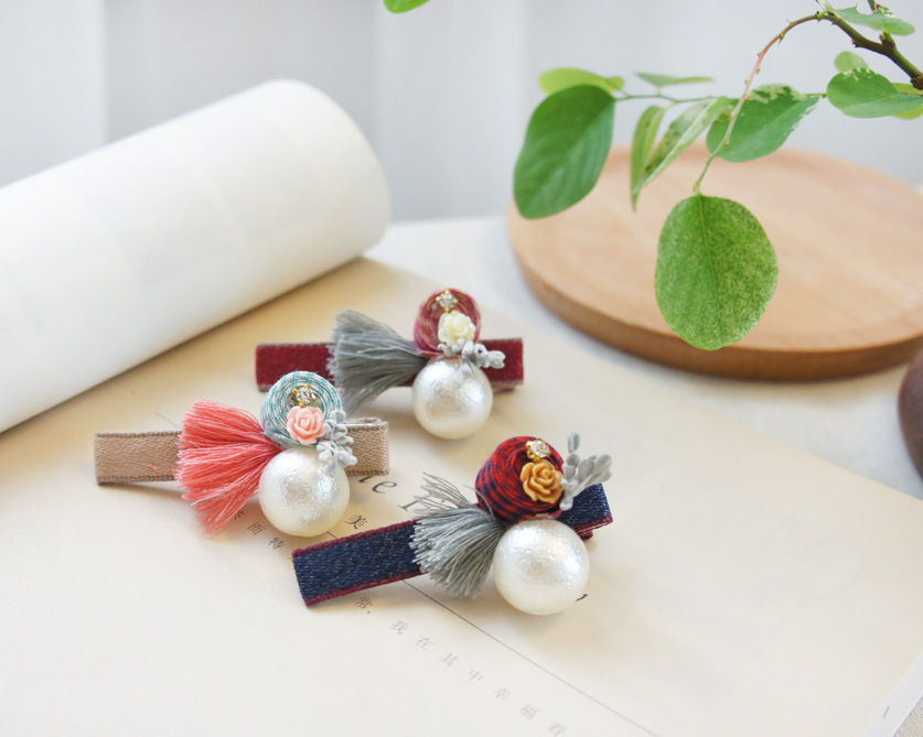 Korean Fashion Style New Flower Pearl Cute Hairpin display picture 12