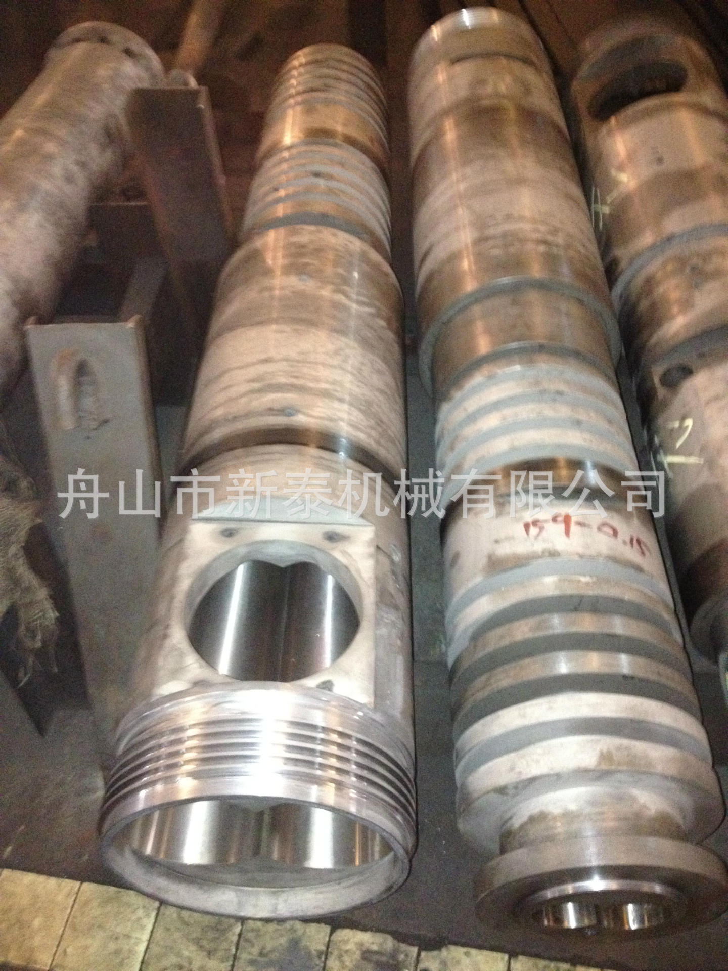 高品质精工制造65舟山双螺杆料筒，镀铬挤出机配件锥形双机筒螺杆