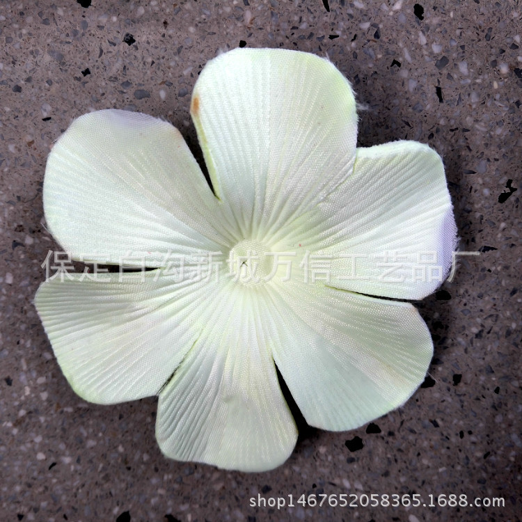 河北万信绢花厂家直销花圈花片普通丝布木棉花花瓣白木棉花