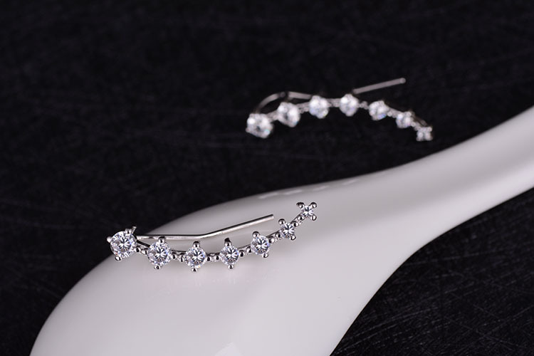 1 Pair Fashion Round Copper Inlay Zircon Ear Studs display picture 4