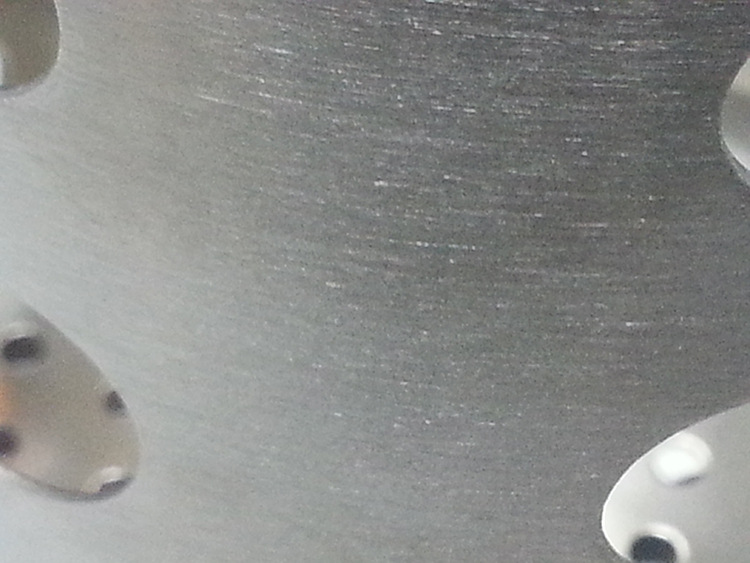 Factory direct sales of stainless steel surface brushed chopstick buckets, fast food restaurant chopstick cages, household round perforated chopstick buckets detail image 4