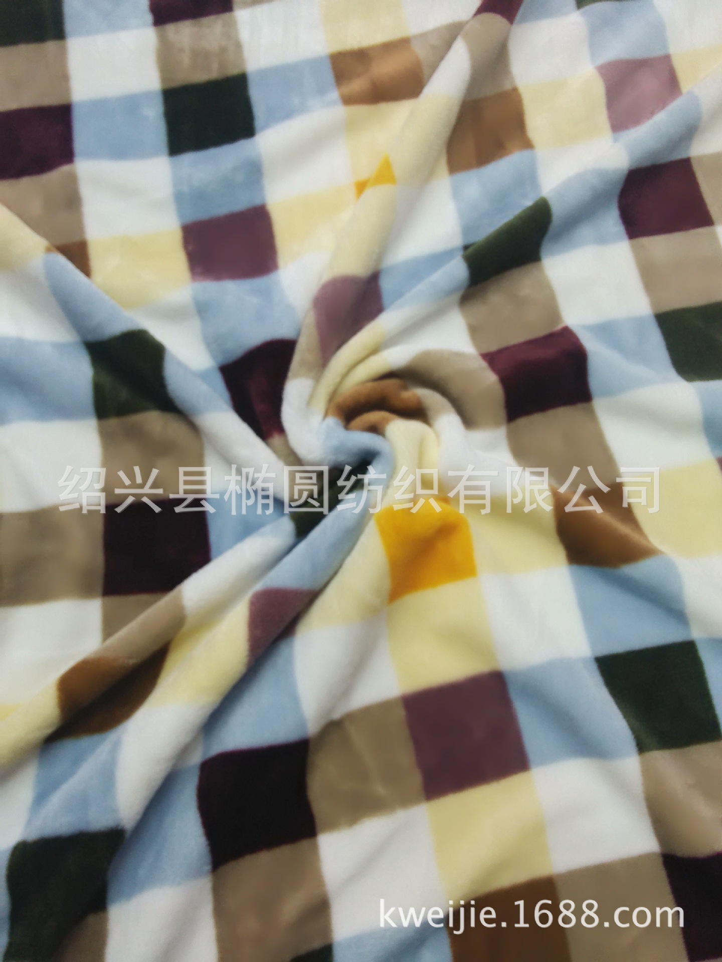 橢圓紡織300克水貂絨法蘭絨廠家供應滌綸毛毯子價格來樣定做