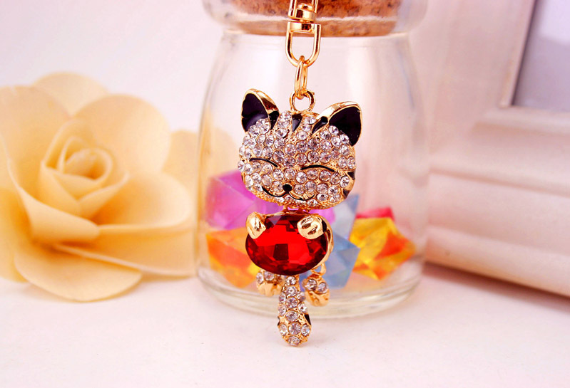 Cute Diamond Lucky Cat Bag Accessories Cat Metal Pendant Key Chain For Women display picture 4