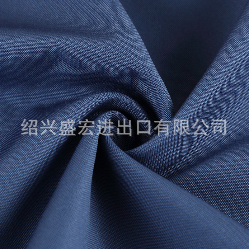 现货供应   涤棉交织绸 夏季执勤外长衬平纹衬衫面料