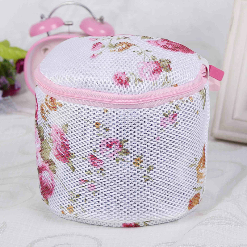 3432412767_1086612745