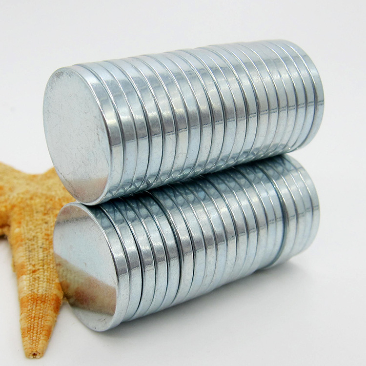 供应磁铁厂家磁石磁片强磁磁铁 18x2超强磁铁 1MM-50MM都可订做