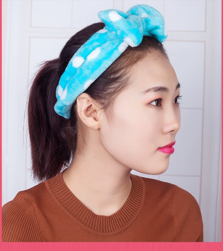 Korean New Winter Bow Towel Elastic Flannel Hairband For Women Wholesale display picture 4