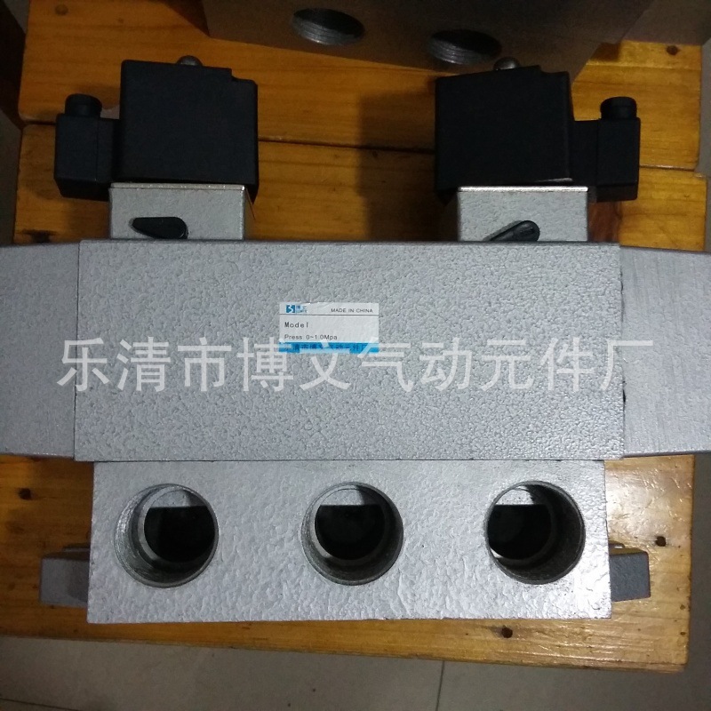 K25H2D-25二位五通双作用换向电磁阀