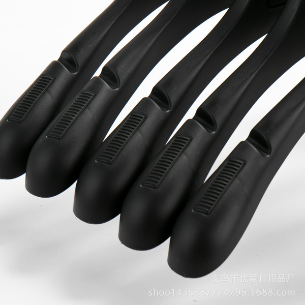 suede non-slip plastic hanger