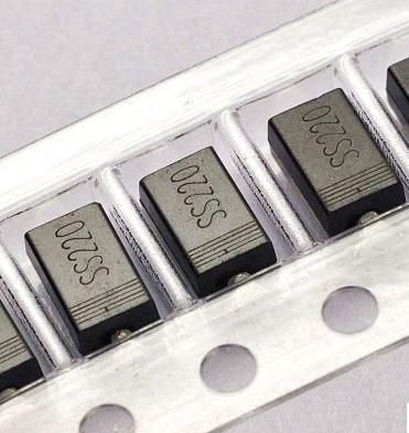 肖特基二管 SR2200 SS220 2A/200V SMB/DO-214AA 大量现货