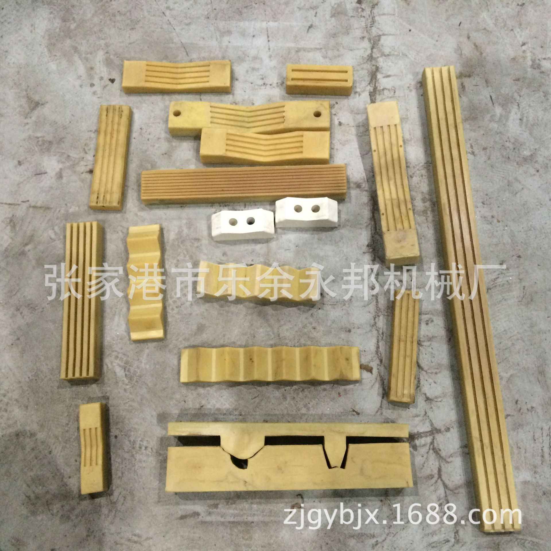 【橡胶块】 牵引机配件 牵引机橡胶块  诚信为本  价格实惠