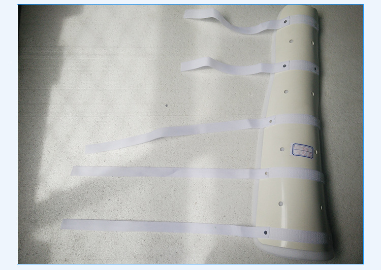 膝部下支托具_03