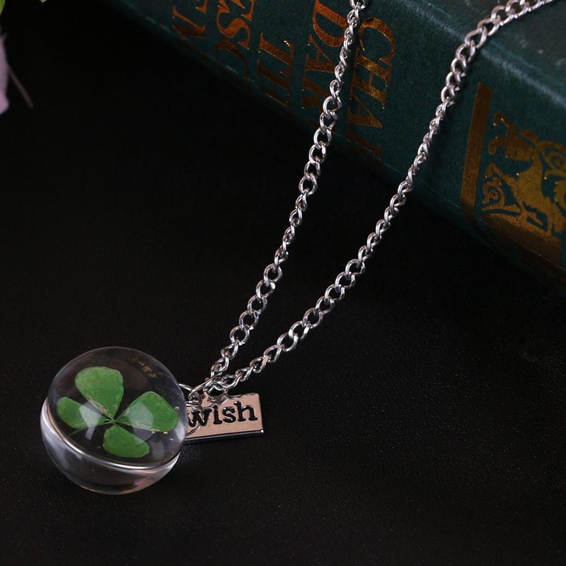Pointed titanium steel lip stud product view