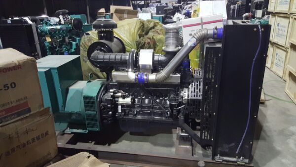 云南昆明上柴200KW柴油发电机组