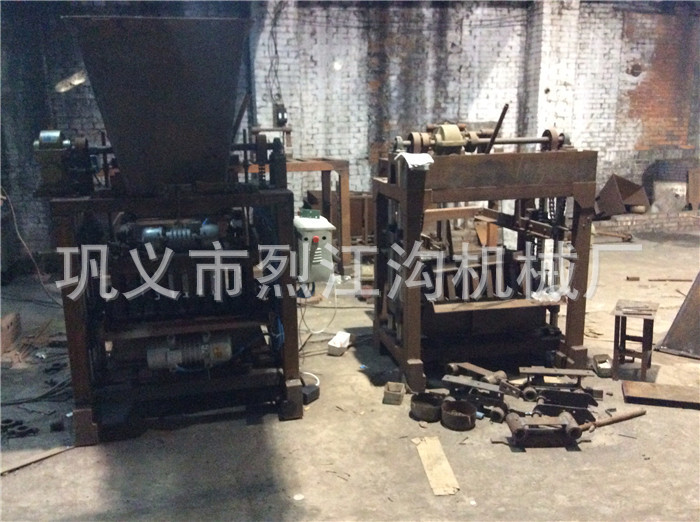 专业生产定制 操作简单 型号齐全 水泥砖机