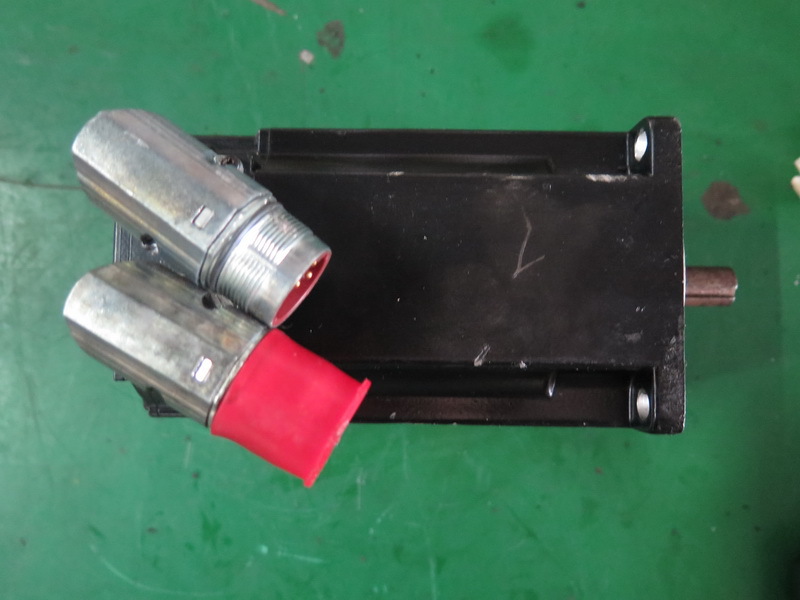 AKM42G-BSCN2-02 二手科尔摩根电机 包好 台州信达