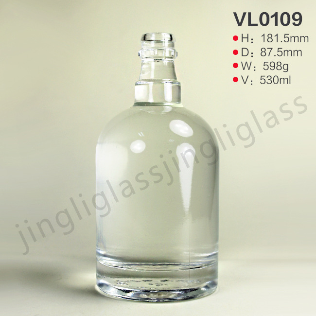 厂家生产500ml直圆形酒瓶 晶白料厚底洋酒瓶，配塑料电镀酒盖