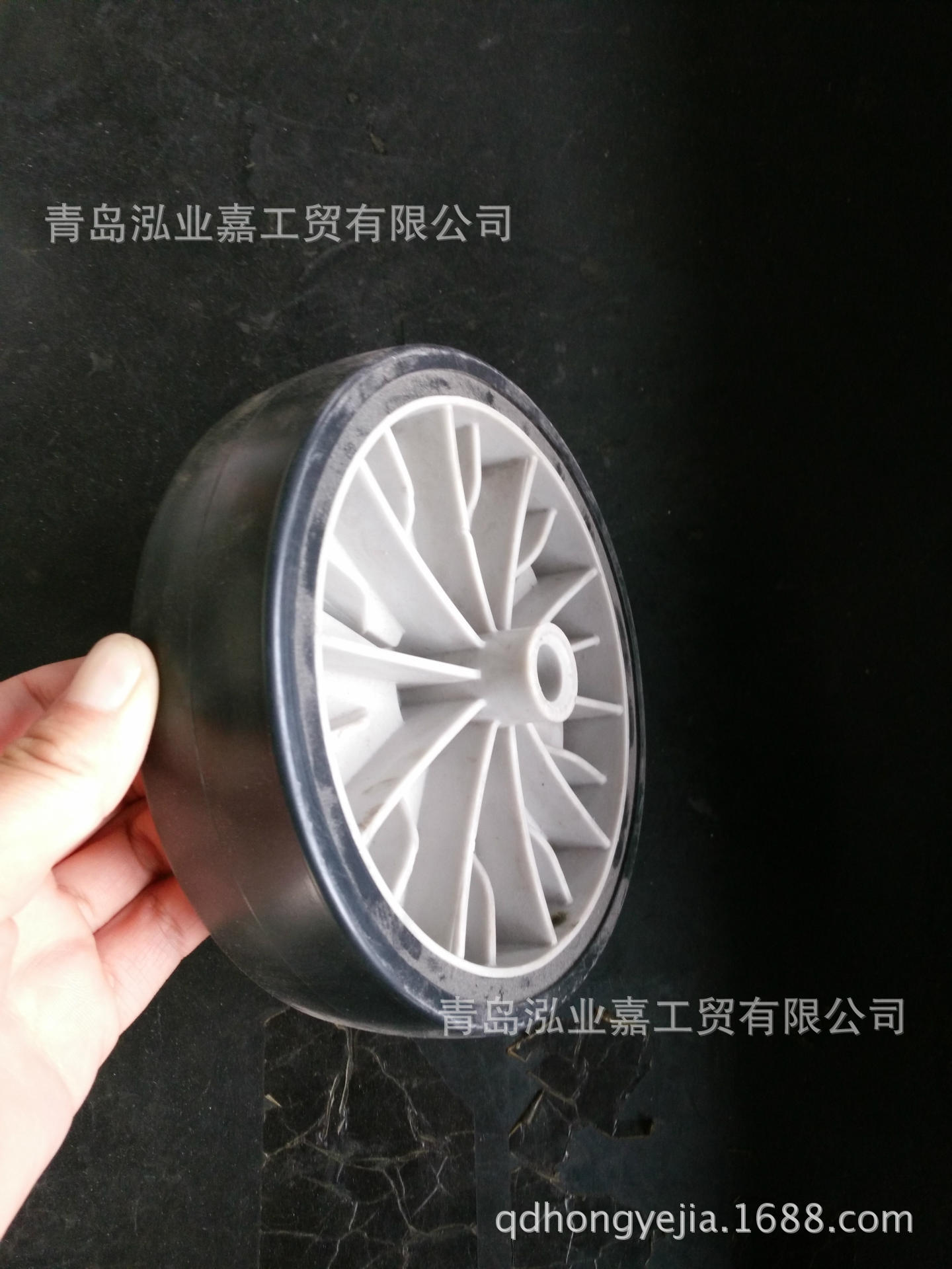 清洗机割草机用塑料轮子6x1.75