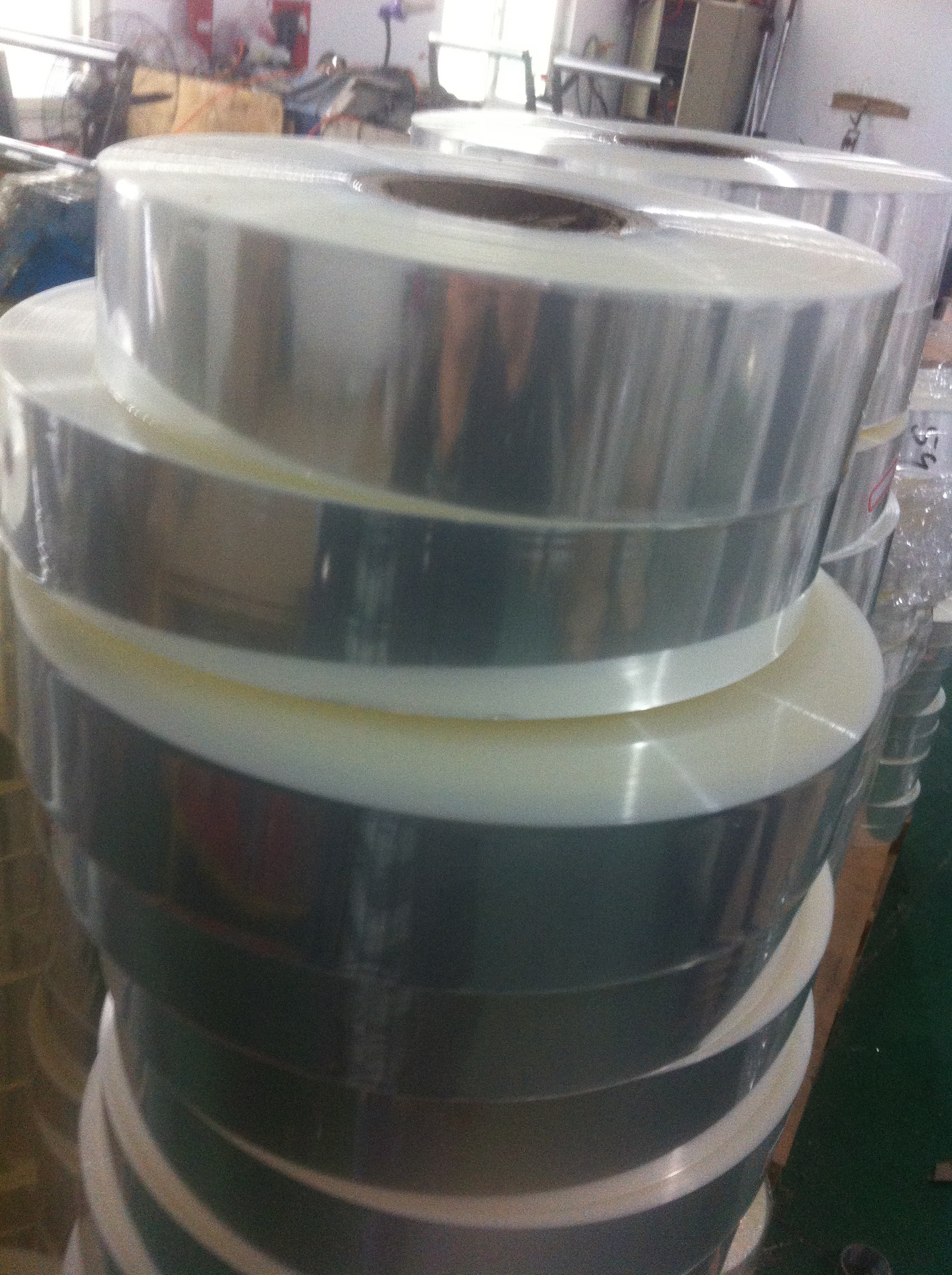 厂家直接分切BOPP烟包膜  自动包装机卷膜 定制宽度厚度