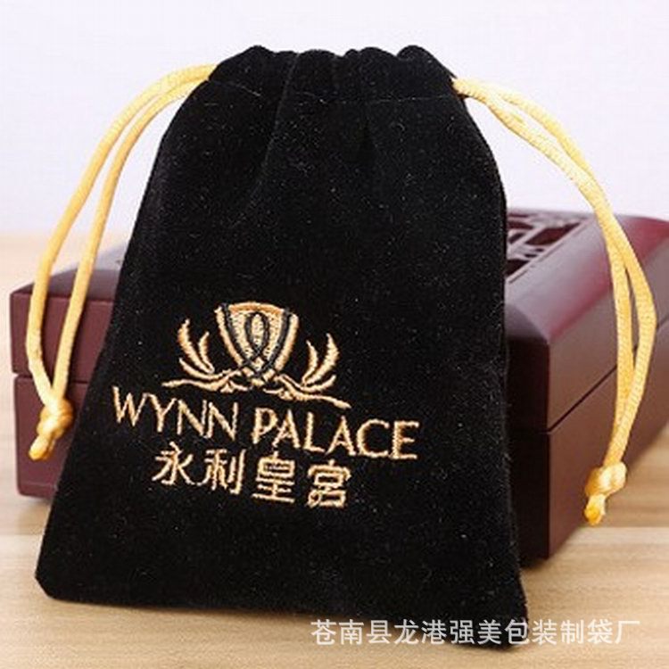 供应束口袋机绣绒布袋 刺绣拉绳袋 收纳绣花拉绳子值绒布袋