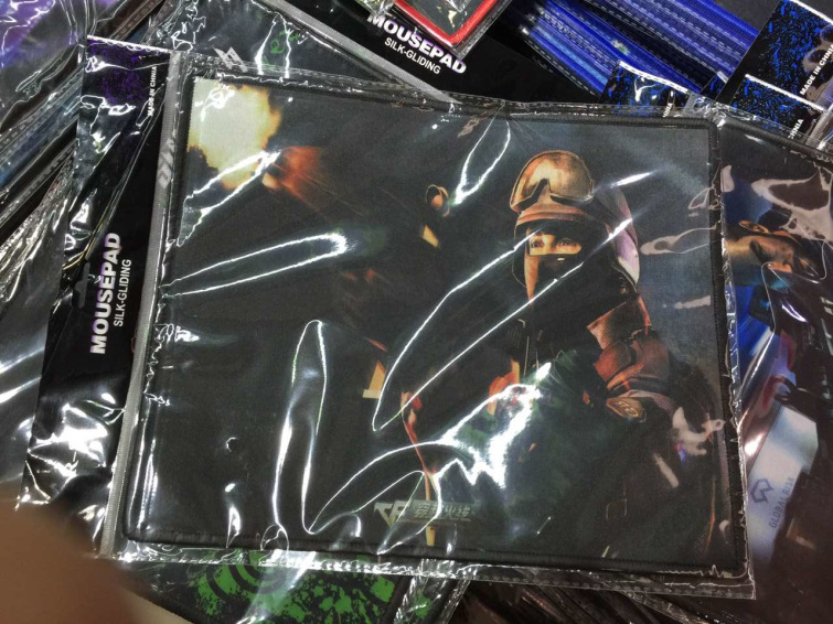 8鎖邊 2402901.5mm-  1.5