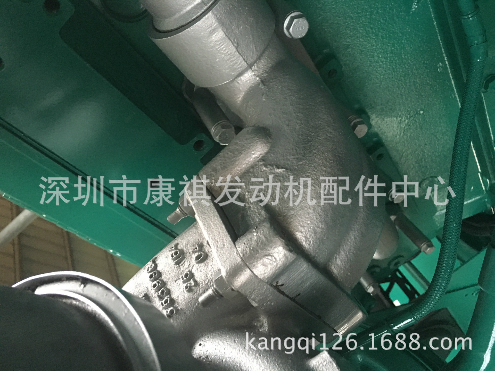 供应UAS康明斯QSK15柴油发动机涡轮增压器总成3594195