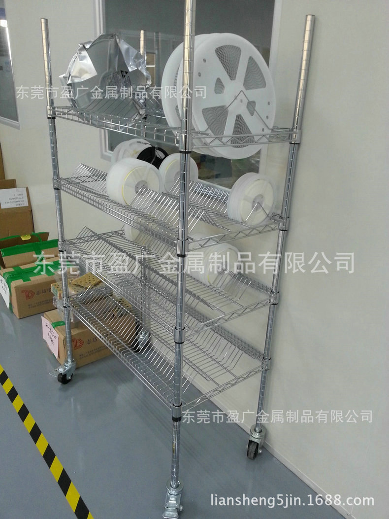 3724072270_1746821767