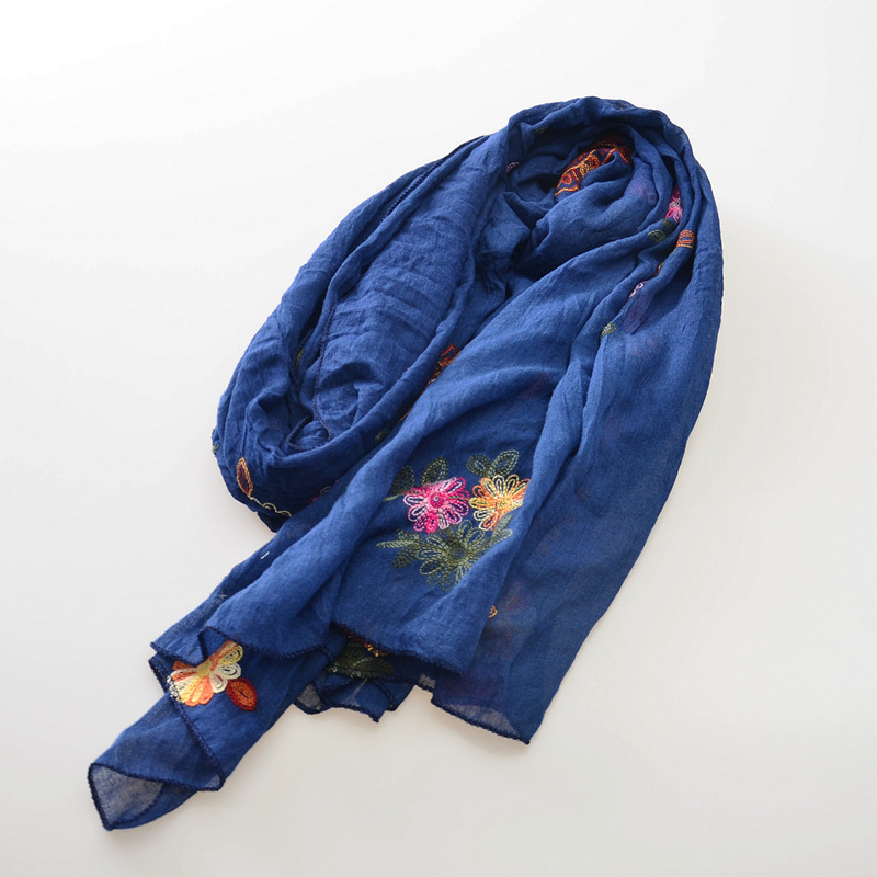 Yunnan viajes estilo artístico algodón y lino bufanda bordada bufanda mujer primavera y verano hilo de seda bordado protector solar chal Toalla de playa