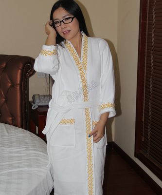 厂家销售酒店双层华夫格绣花浴袍 情侣浴衣可定制|ms