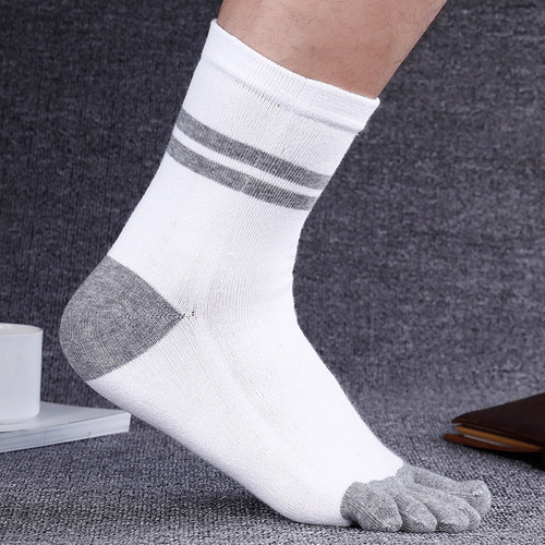 10 pairs of autumn and winter five-finger socks men's pure cotton long tube sports five toes socks breathable all cotton fashion socks factory direct sales 