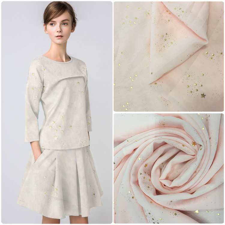 厂家现货供应 多颜色春夏新款连衣裙雪纺烫金面料 烫金服装布料