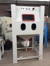 杭州小型手動箱式噴砂機 無塵環保金屬不銹鋼除銹普壓加壓噴砂機