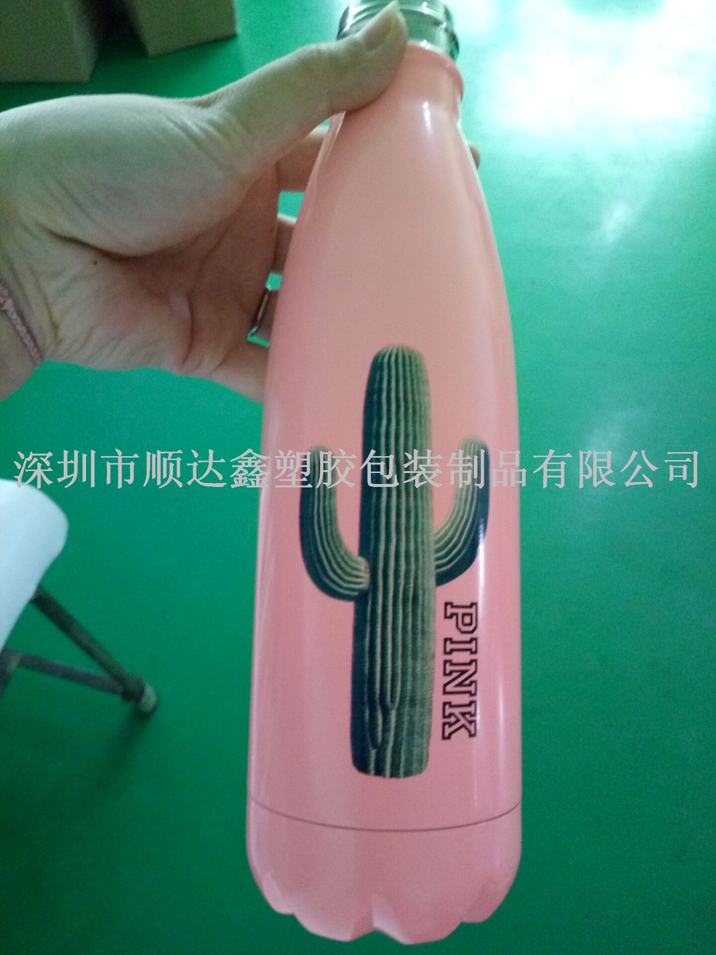 不锈钢本体印刷彩色图案，金属材质产品表面瓶子表面热转印加工