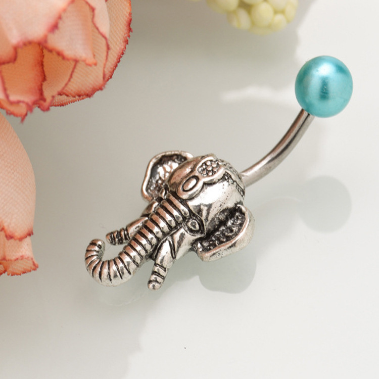 Silver pointed spike labret stud material detail