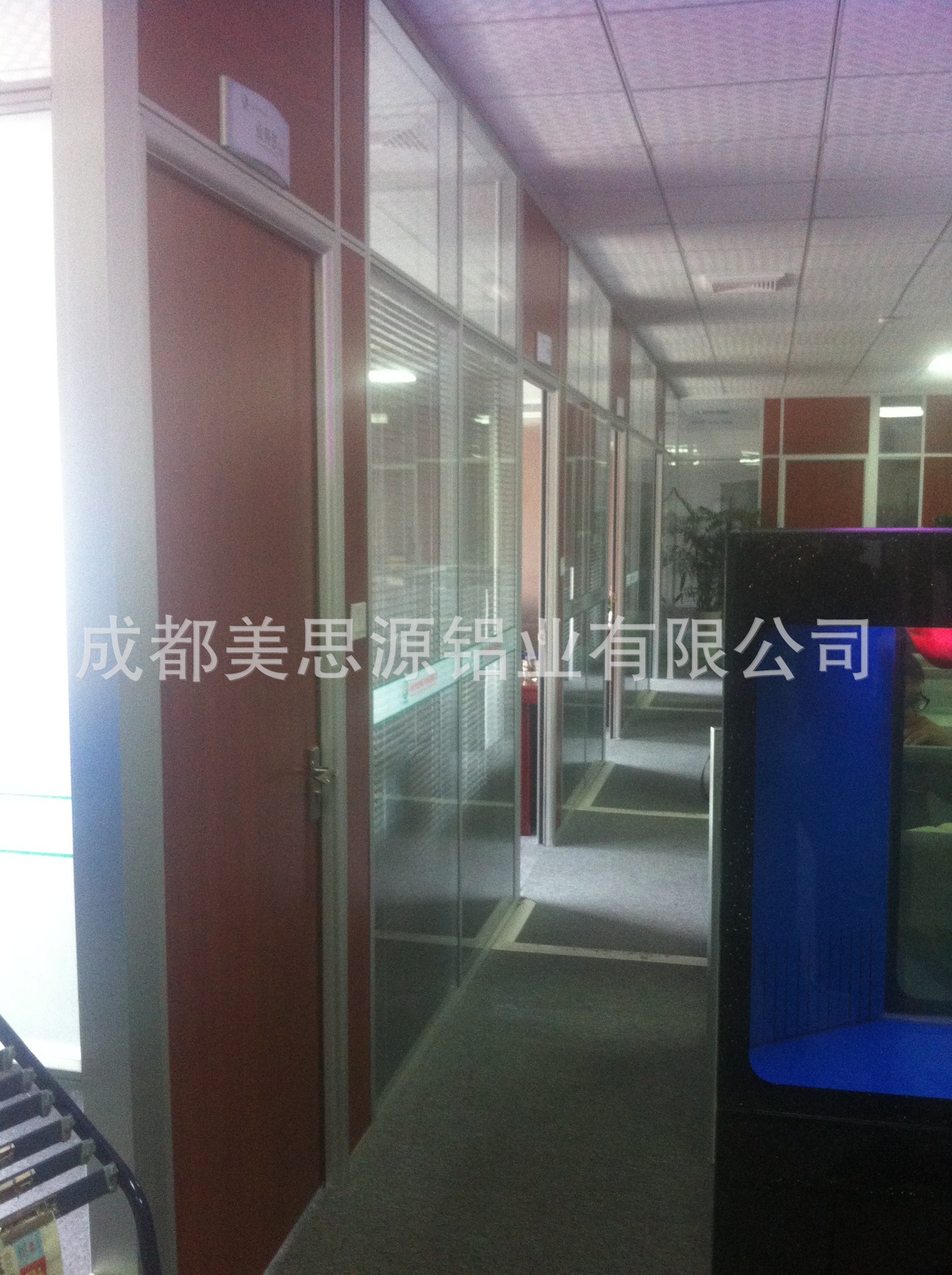 89EC12C5D121DD51559207750DB99E