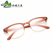 �羳���í���ϻ��� �¿�TR90��ˤ�۵�̯ʱ�г����ϻ��۾���Ů��