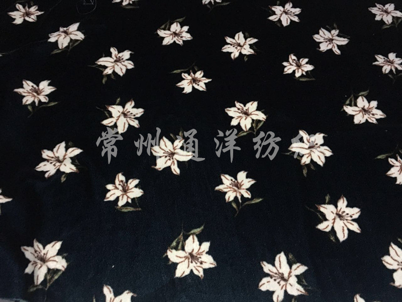 实体工厂直供 好质量全涤金属丝绒布远销欧美的全涤梭织亮丝绒布-阿里巴巴