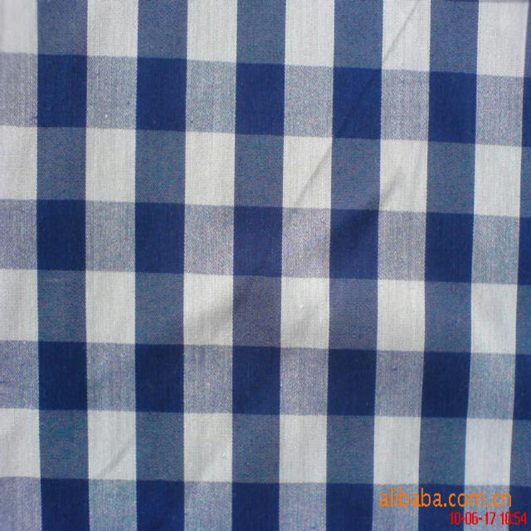 现货供应新型弹力面料 优质高密平纹服装用布