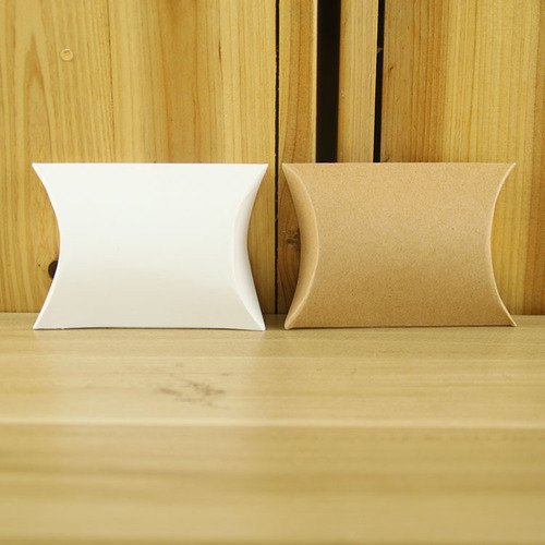 Hot-selling kraft paper pillow candy boxes, wedding candy boxes, 2 colors, factory direct sales