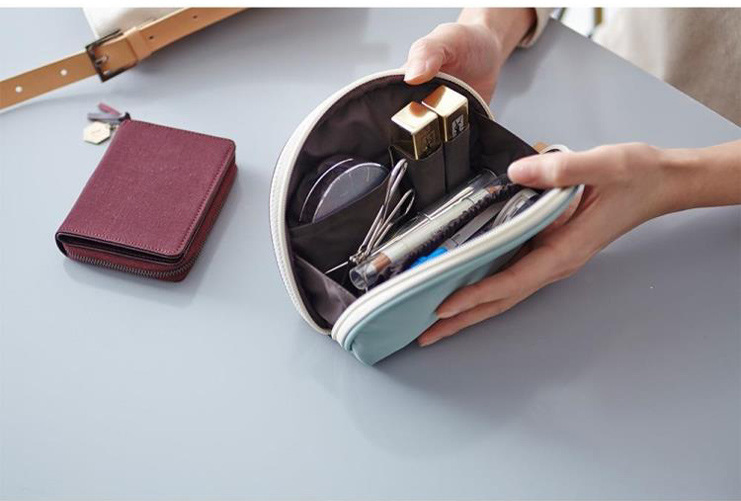 3171650620_2042753702