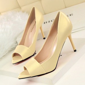 2609-1 the European and American fashion contracted wind model big star shoes high heel with shallow pointed mouth fish 