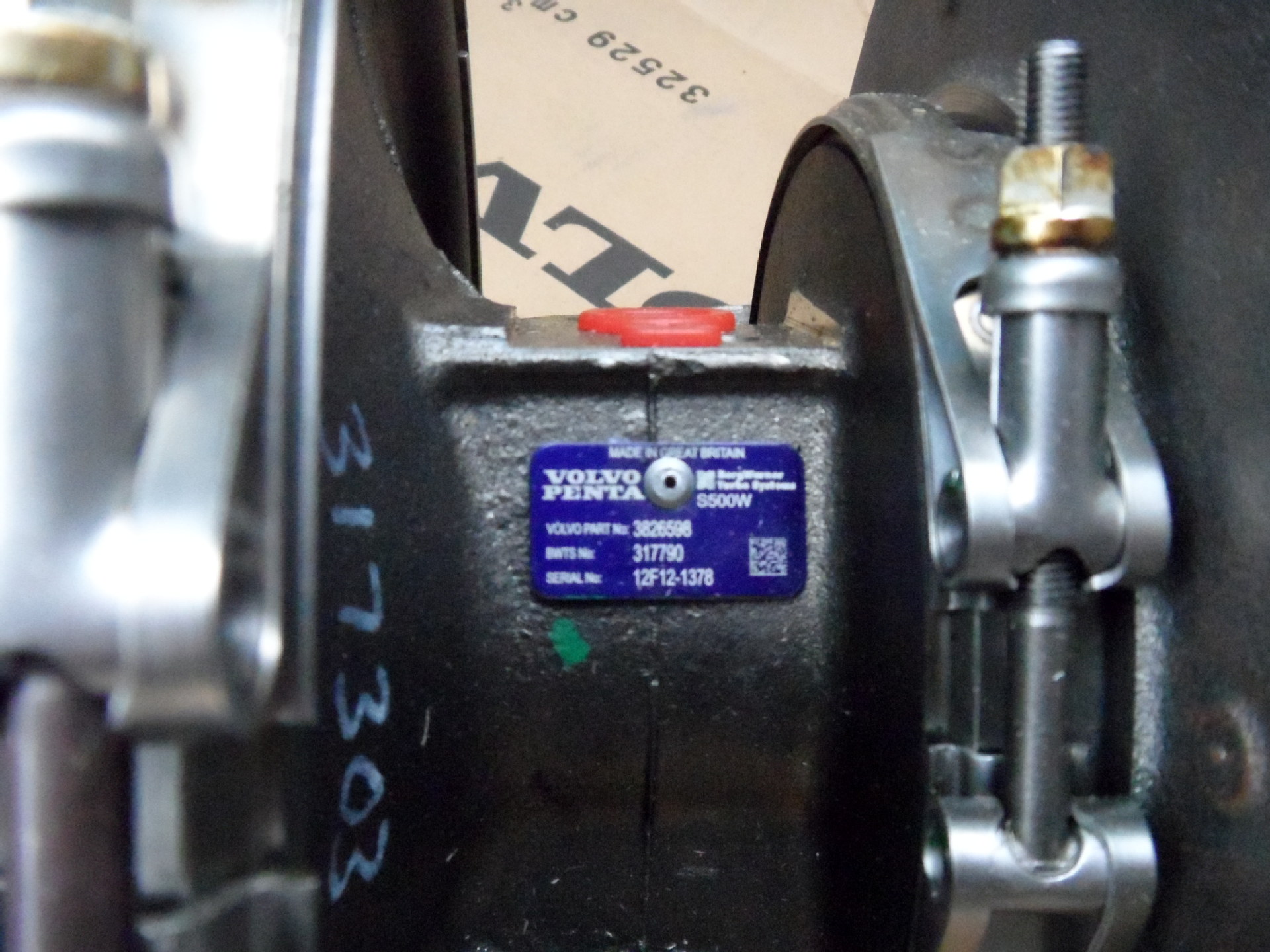 供应沃尔沃D12游艇柴油发动机增压器总成3826598