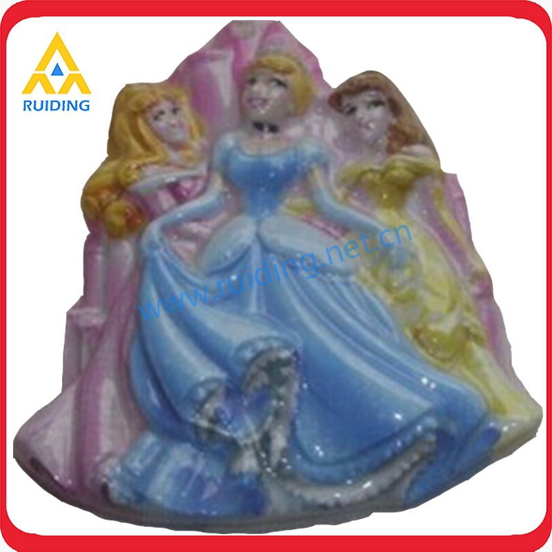 迪S尼卡通人物对位吸塑 柯印后再定位成型