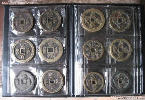 A 36-grid square box coin collection album / round box coin collection album, round box collection album, coin figure album that can hold large coins.