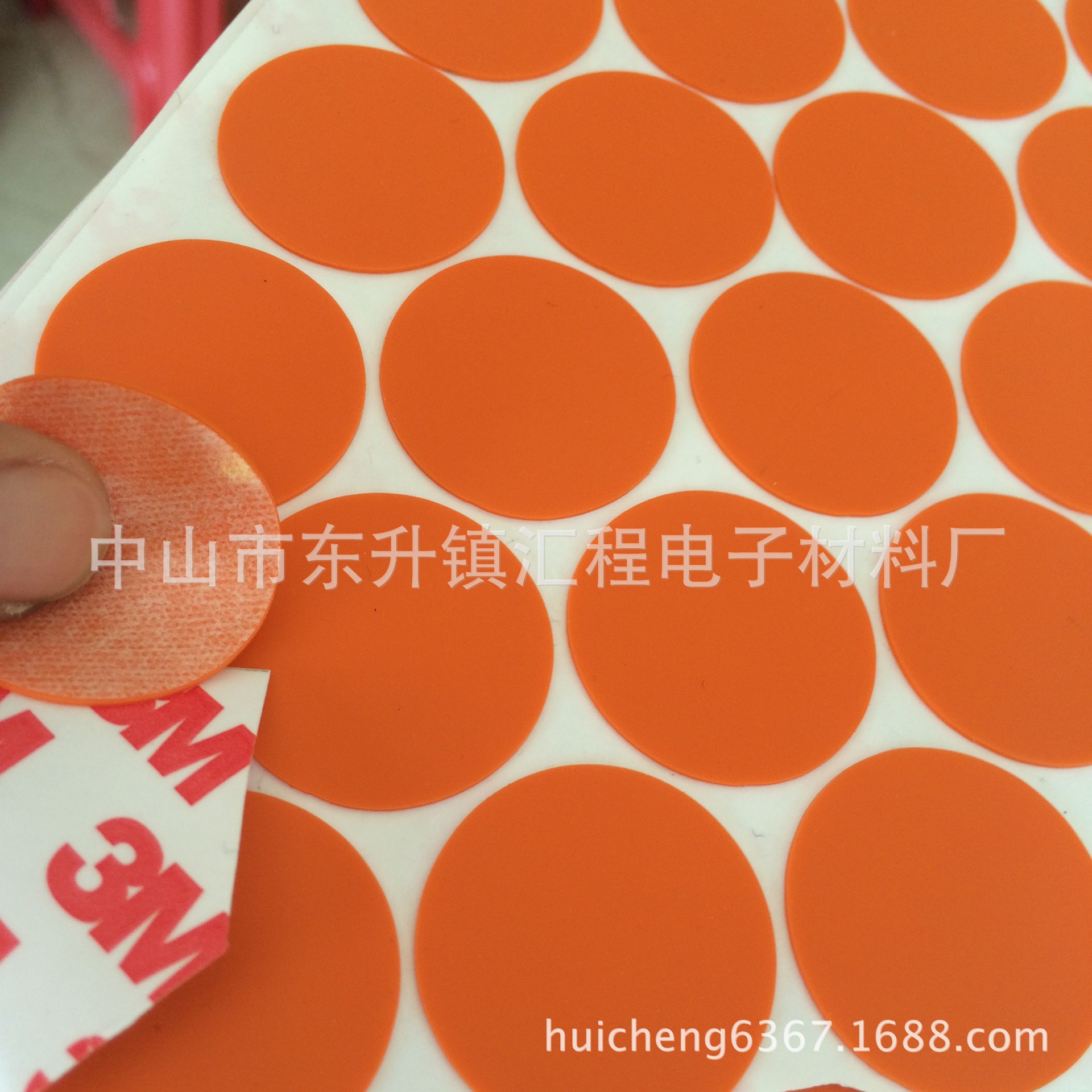 厂家直销木头棒棒桌面玩具硅胶垫片 红色圆形防滑硅胶垫片直径18