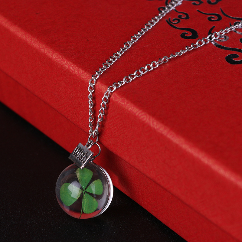 Handmade Dried Flower Glass Ball Necklace Four-Leaf Clover Lucky Pendant Gold Tone detail image 7